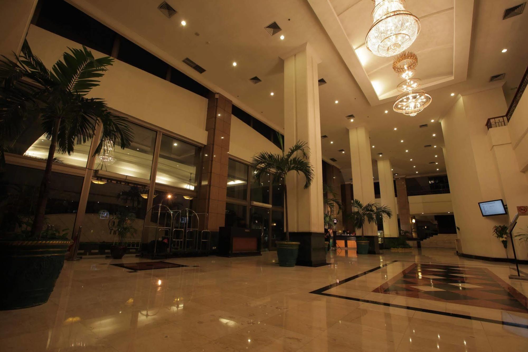 阿米尔绿洲酒店 雅加达 外观 照片